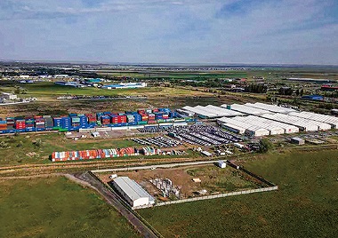 Logistique transfrontalière et services liés aux affaires étrangères